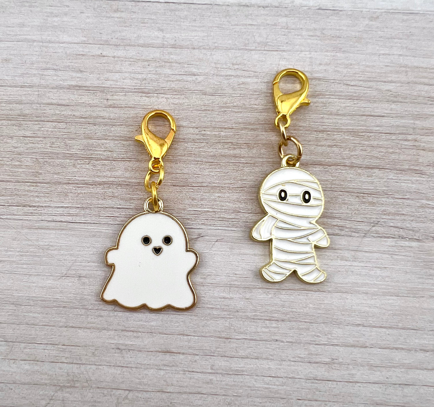 HALLOWEEN CHARM