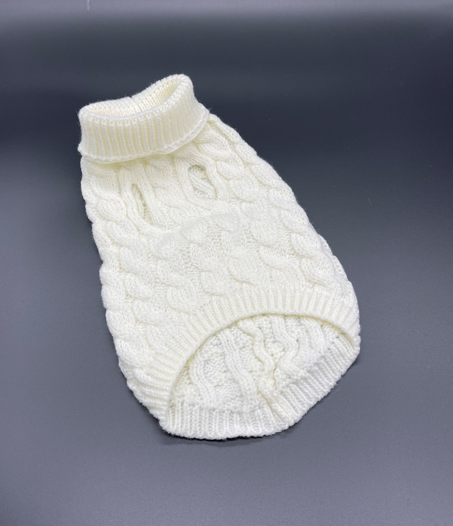SWEATER - WHITE