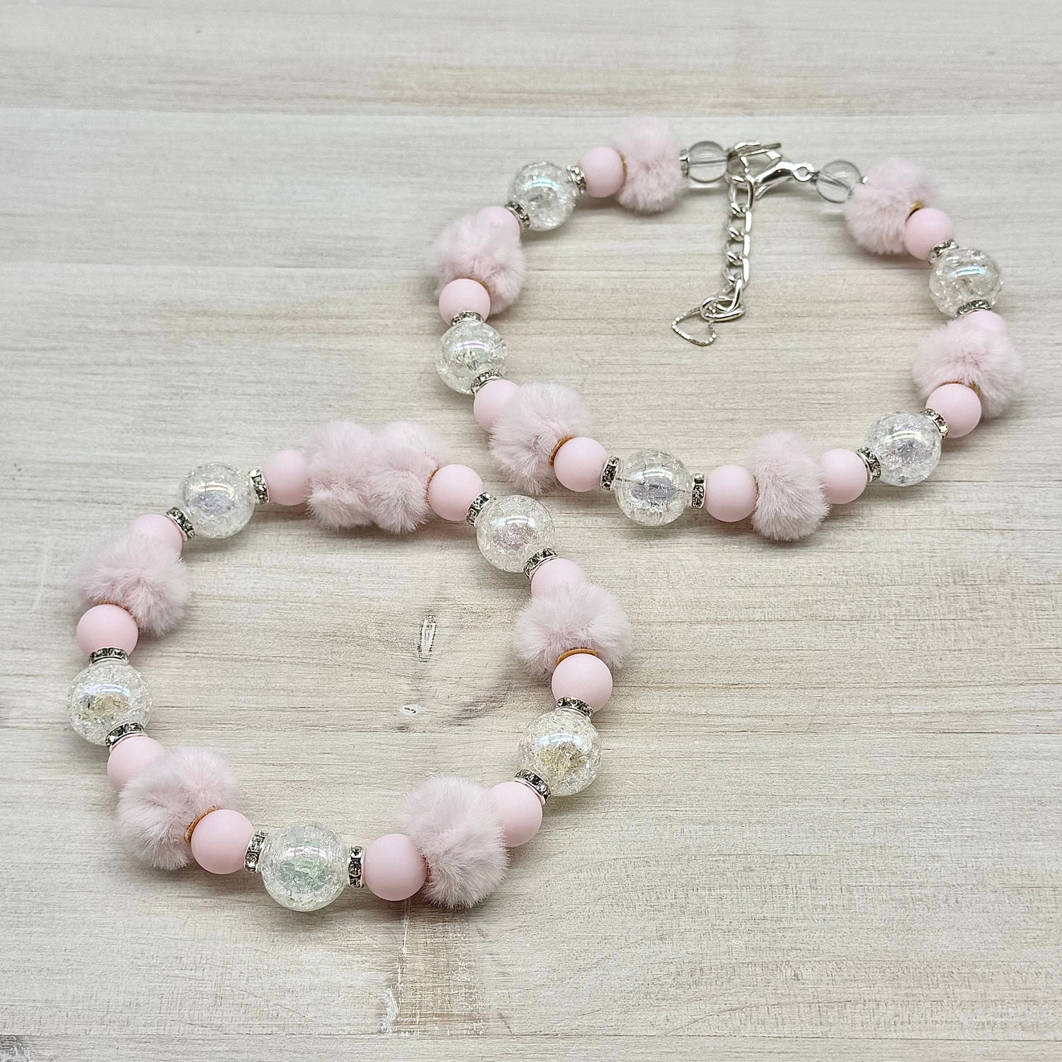 FLUFFY NECKLACES