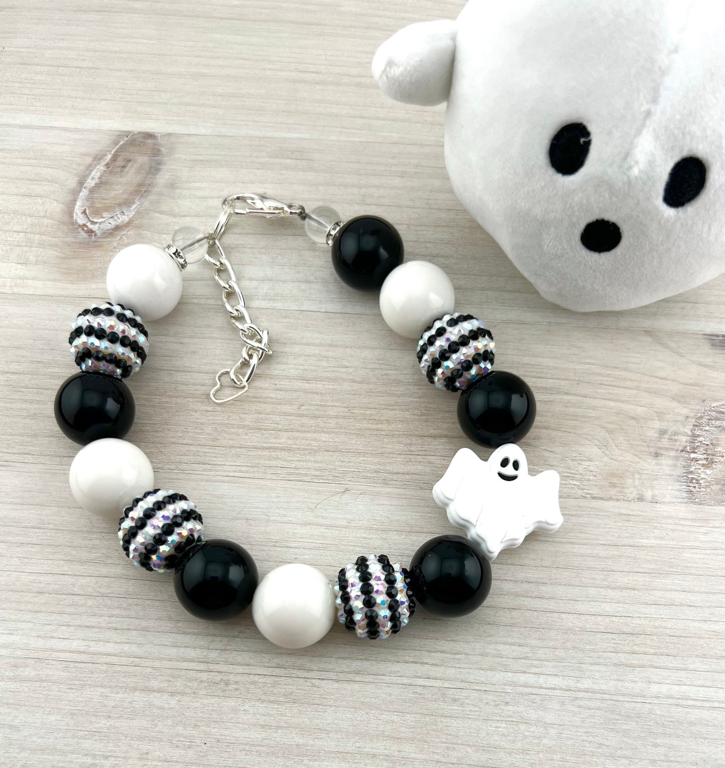 BOO CRU DOG NECKLACE